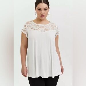 Torrid|White short sleeve Lace Overlay Top,size 4X•••plus size dressy blouse